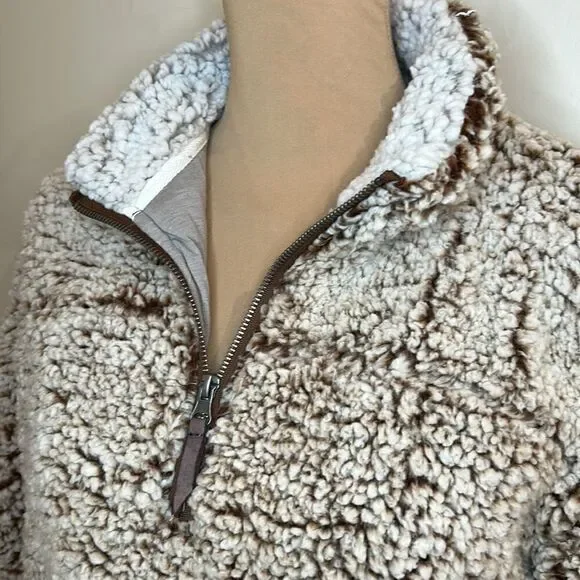 Thread & Supply pullover Sherpa size small - Picture 2 of 9